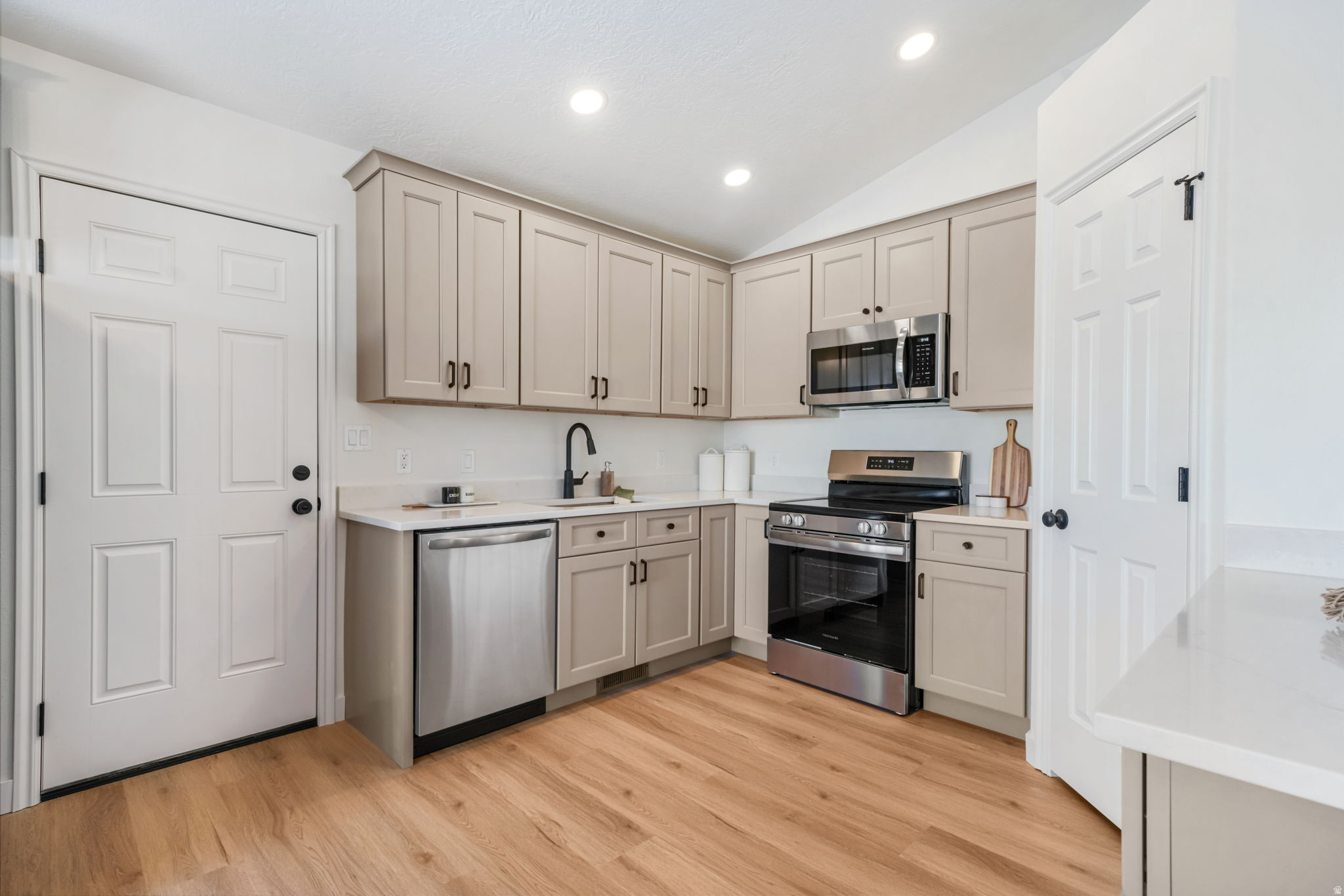 HARVEST HILLS - Residential