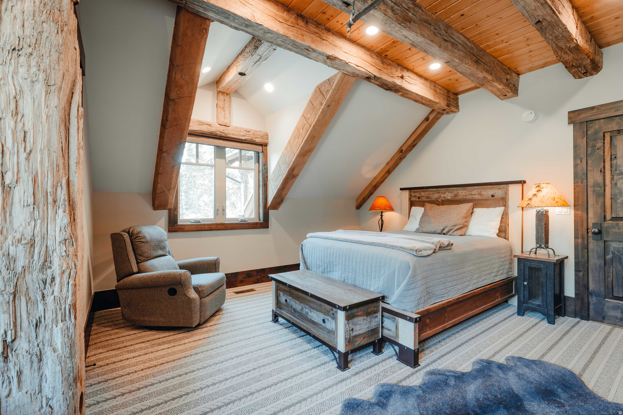 PINE MEADOW RANCH - Residential