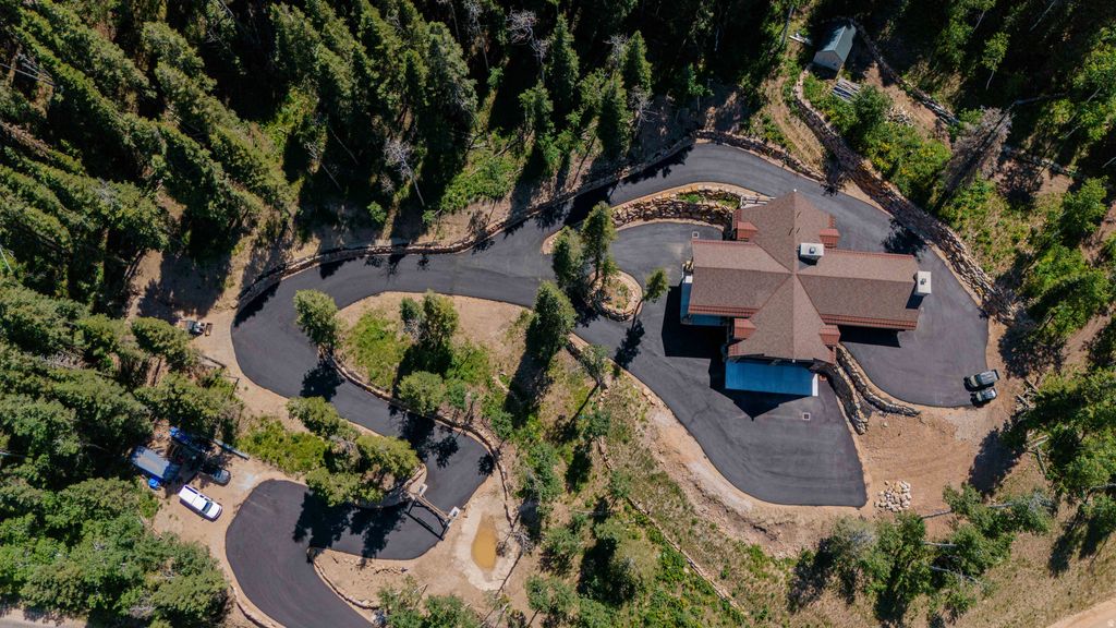 Photo of 1667 W TOLLGATE CANYON RD, Coalville, UT 84017 (MLS # 2155563)