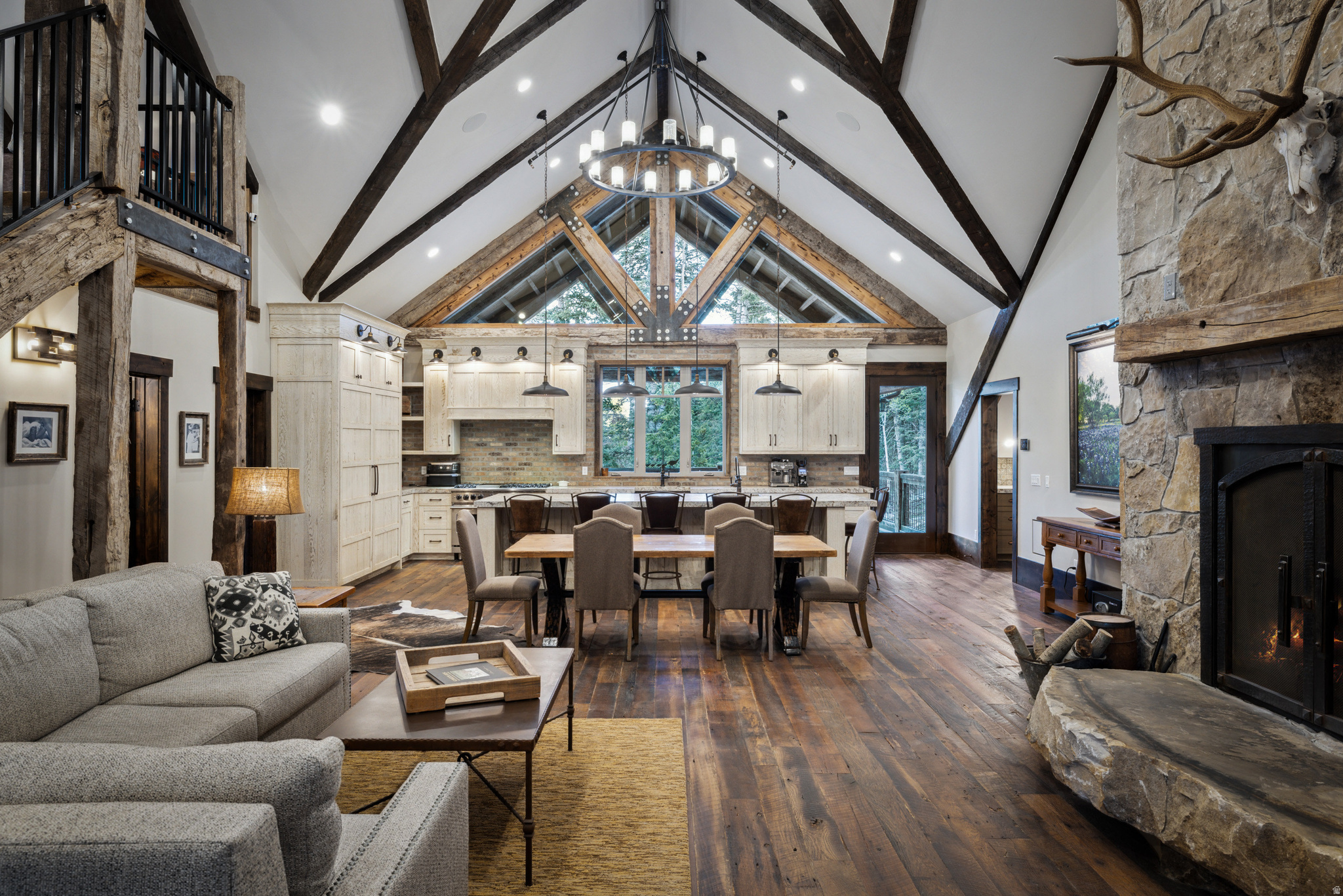 PINE MEADOW RANCH - Residential