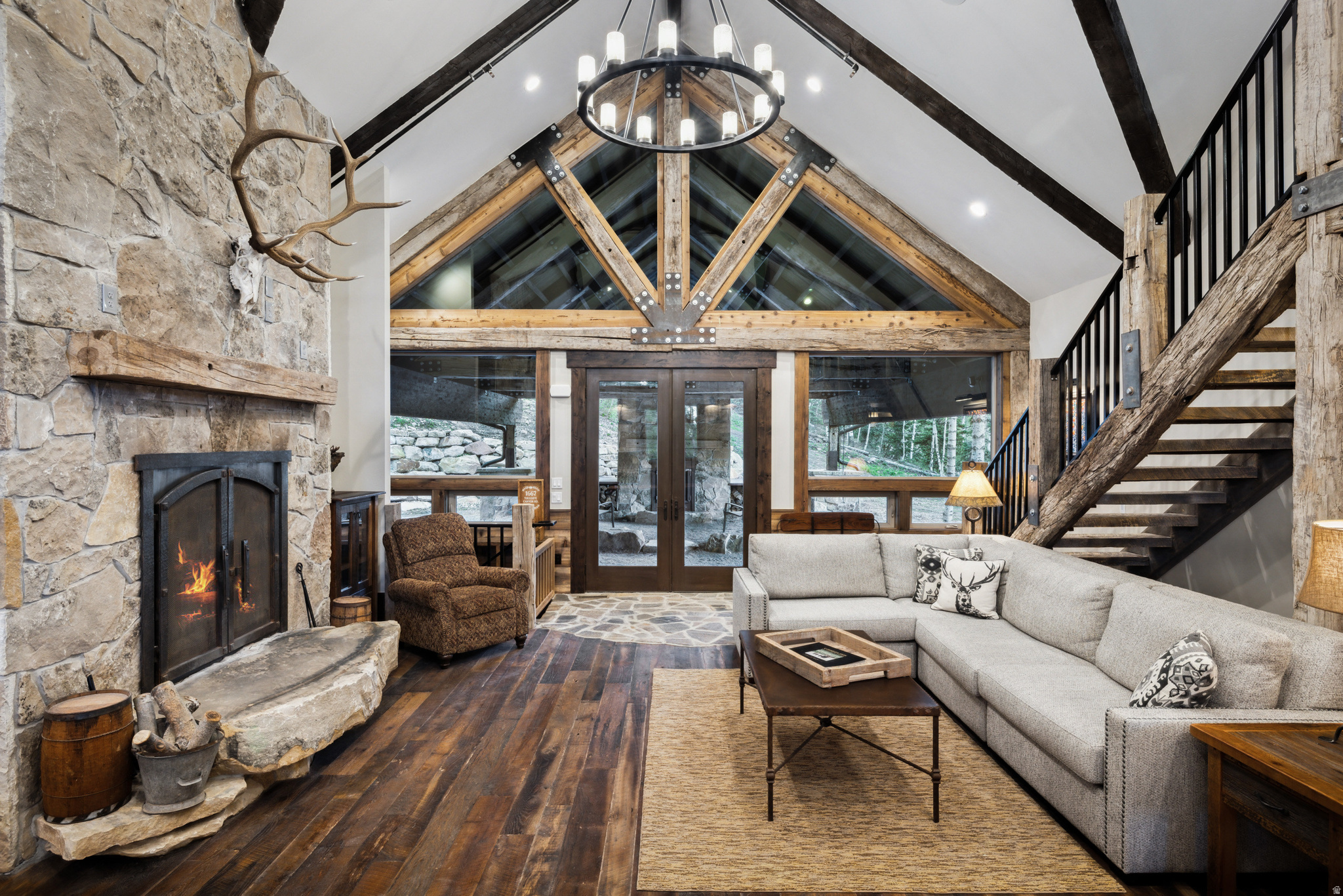 PINE MEADOW RANCH - Residential