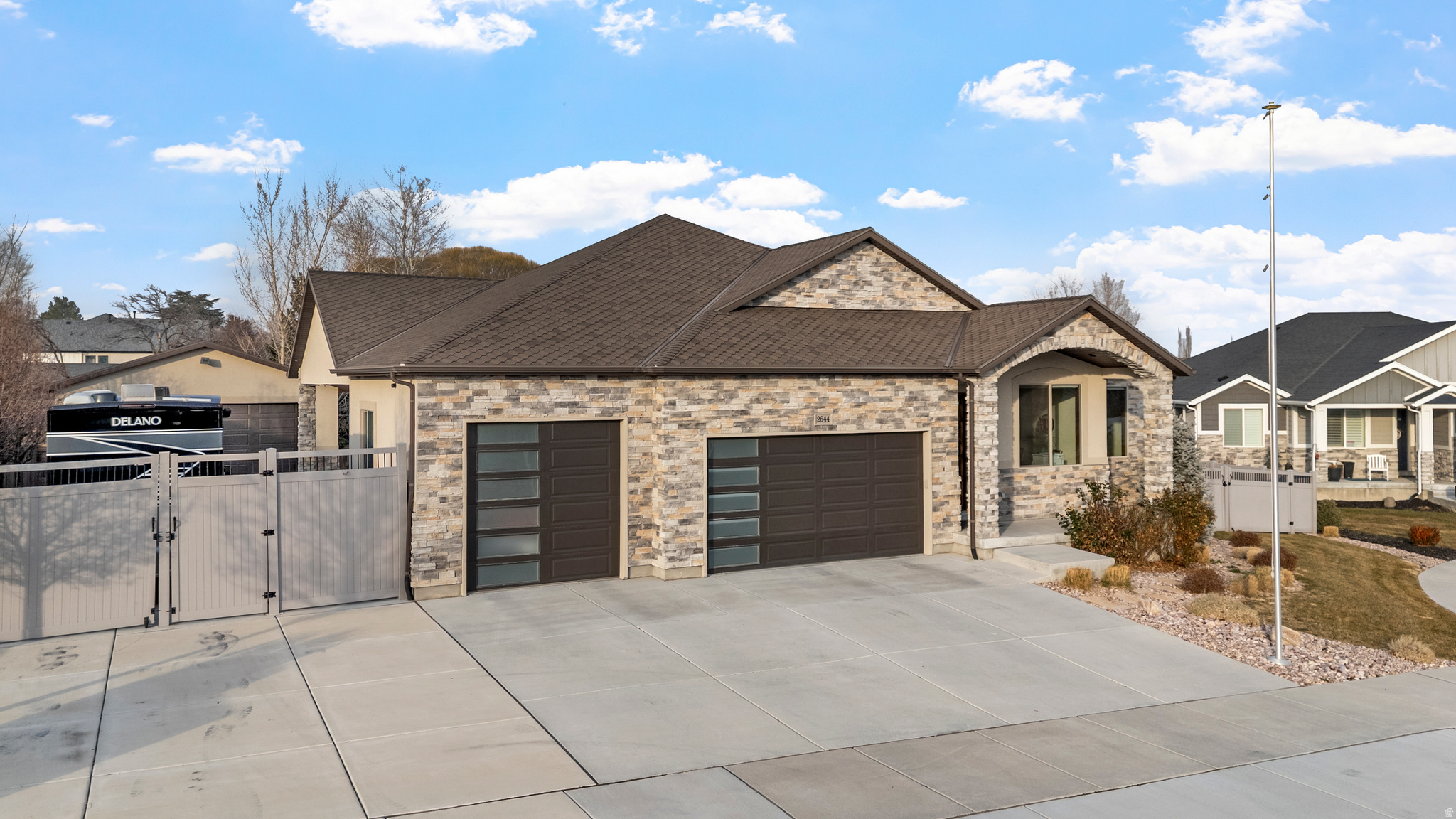 TITANS COURT - Residential