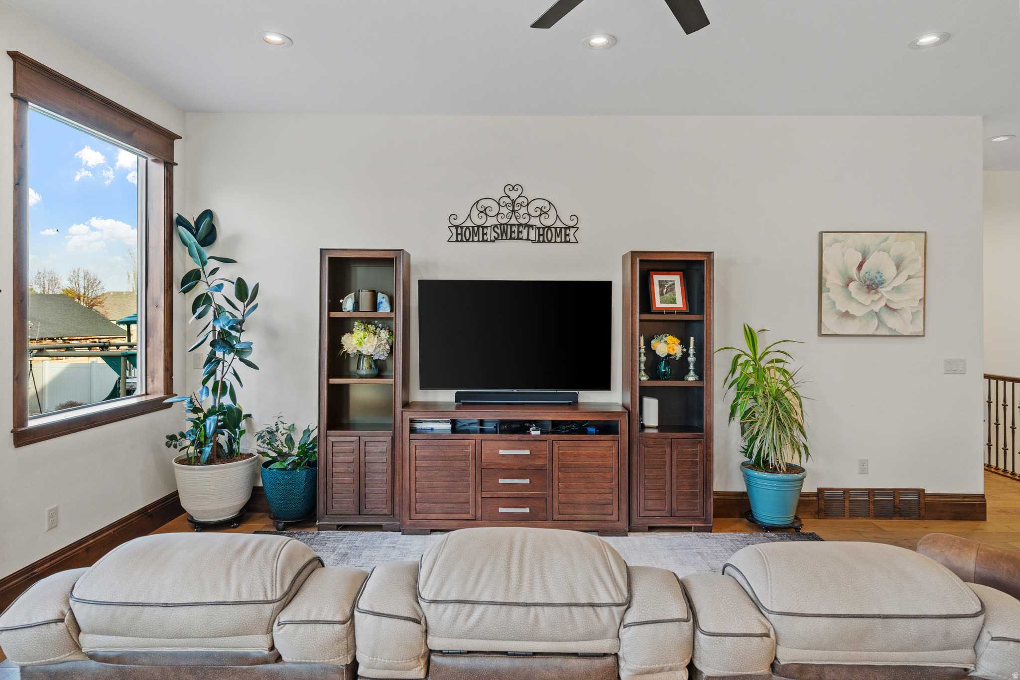 TITANS COURT - Residential