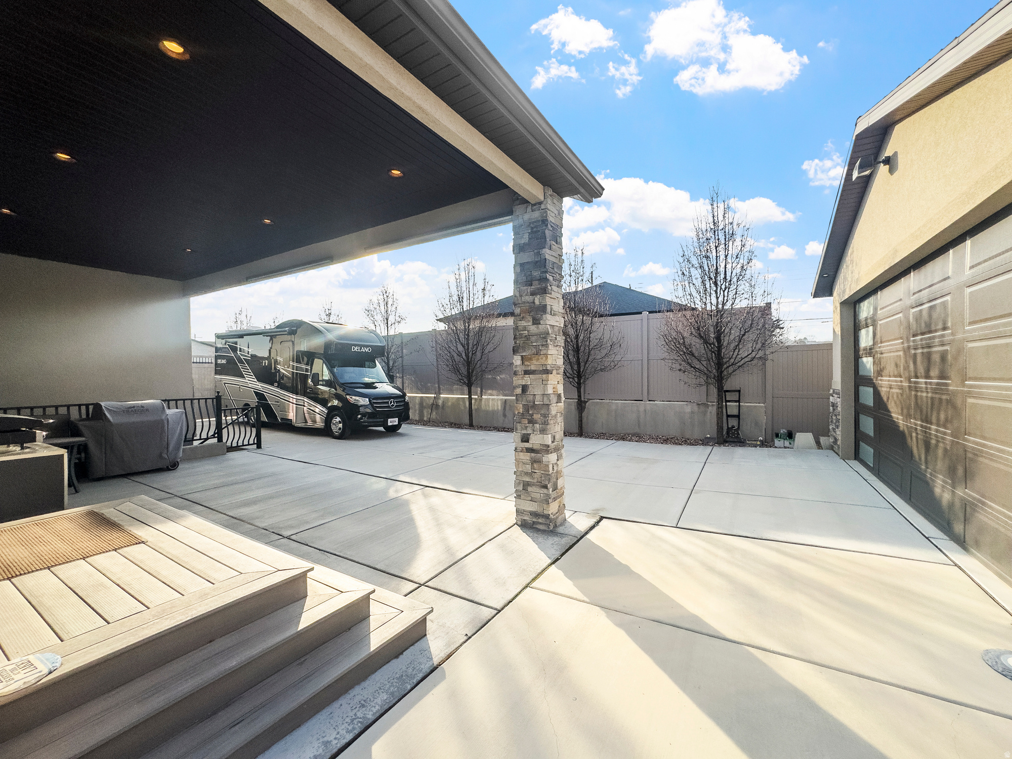 TITANS COURT - Residential