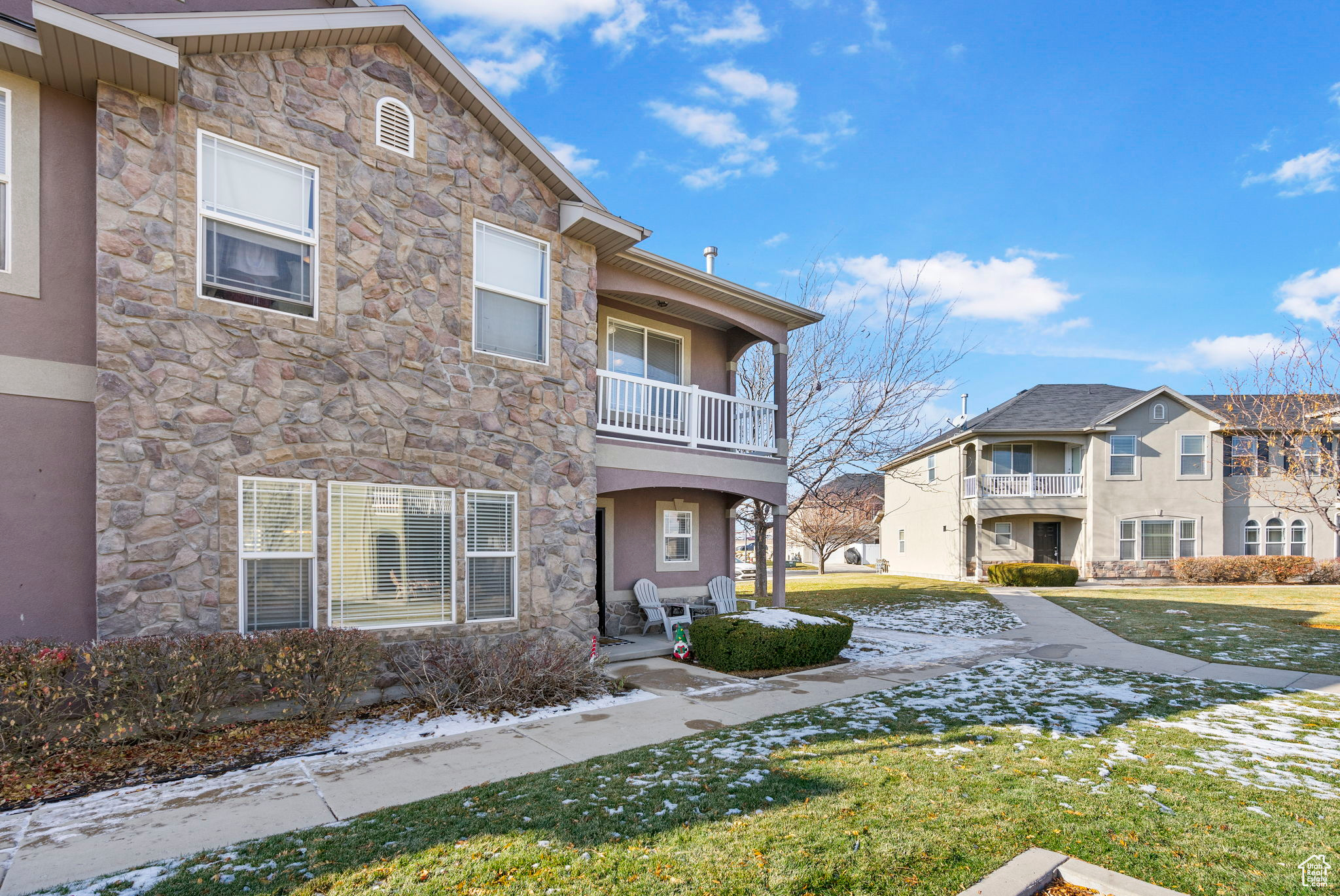 5243 W Cool Water Way, West Jordan, Utah image 3