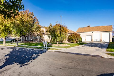 Tiny photo for 13849 S WASATCH VISTA DR W, Bluffdale, UT 84065 (MLS # 2120320)