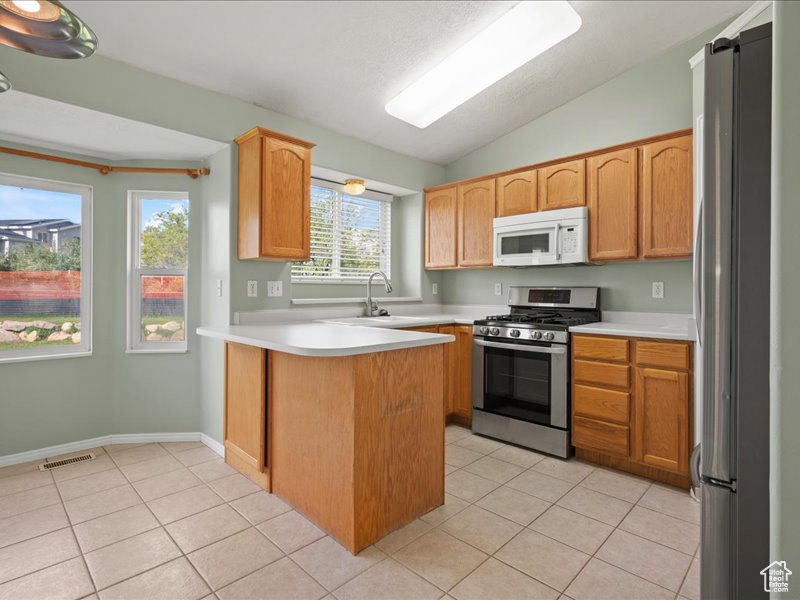 2014 S Jenny Ln, Clearfield, Utah image 6