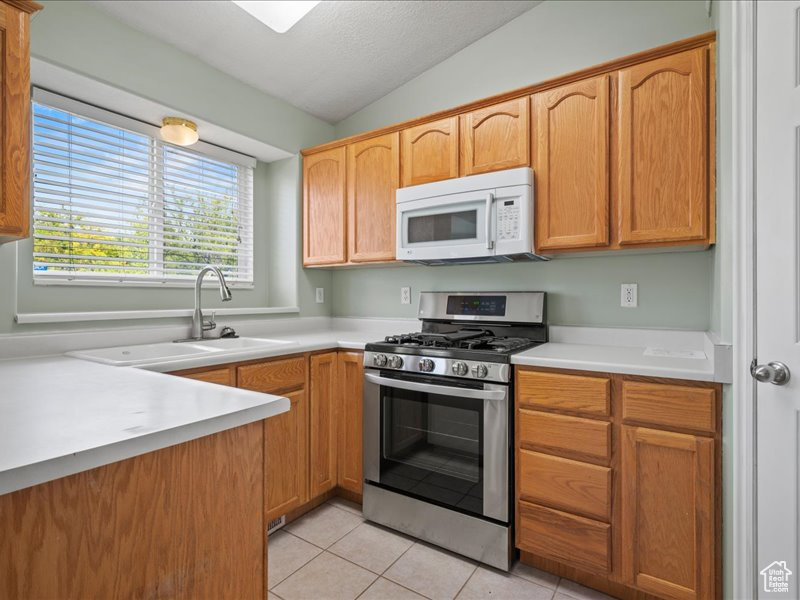 2014 S Jenny Ln, Clearfield, Utah image 8