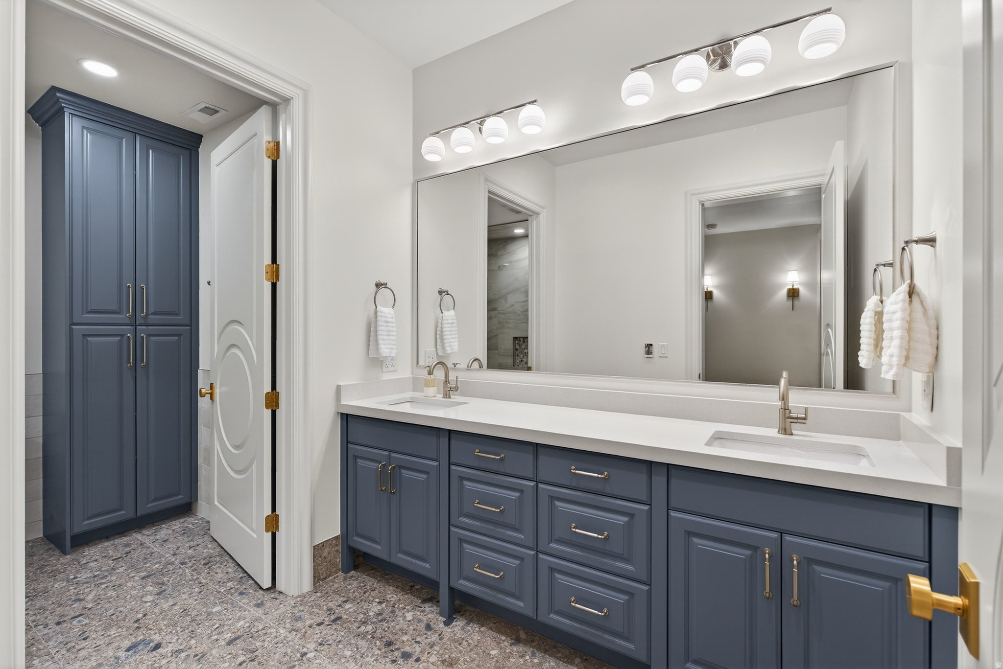 GREENWOOD CREEK - Residential