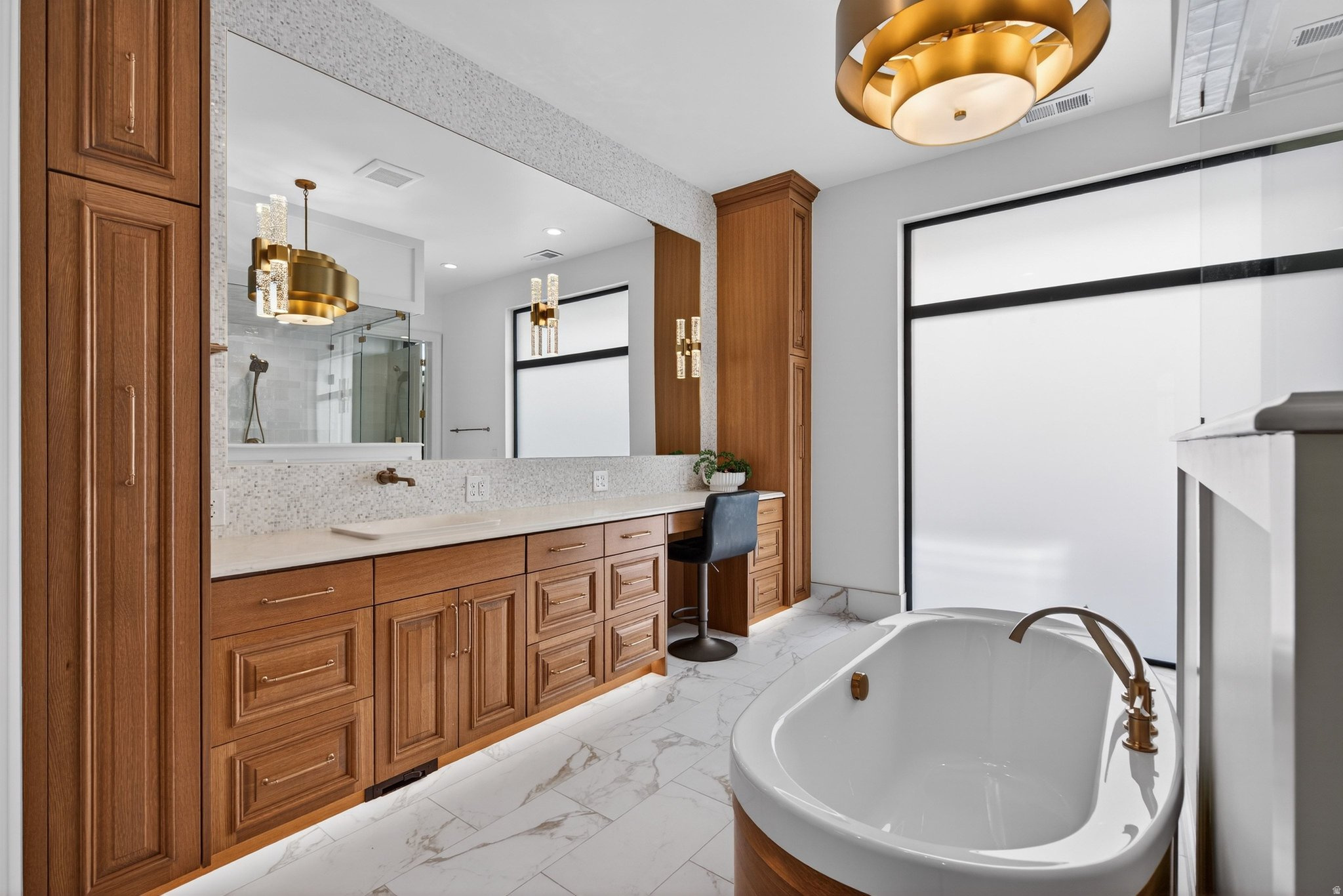 GREENWOOD CREEK - Residential