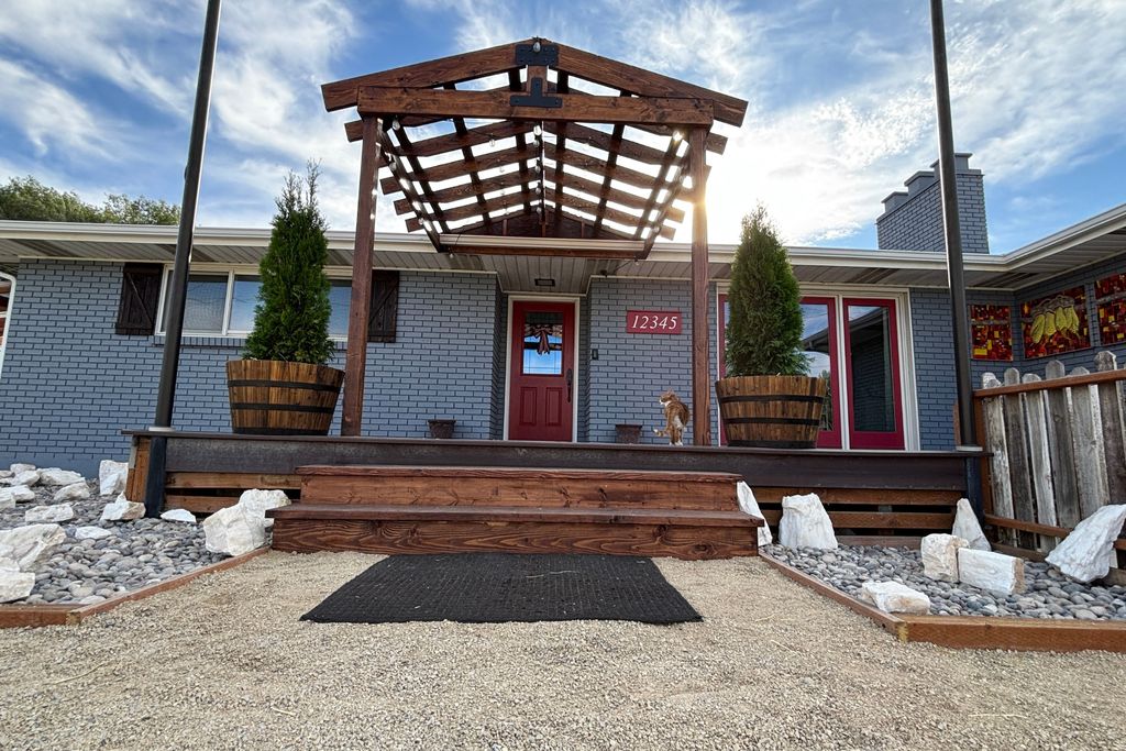 Photo of 12345 S REDWOOD RD, Riverton, UT 84065 (MLS # 2125044)