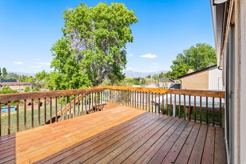 Tiny photo for 2546 W KAMAS DR, Taylorsville, UT 84129 (MLS # 2158166)