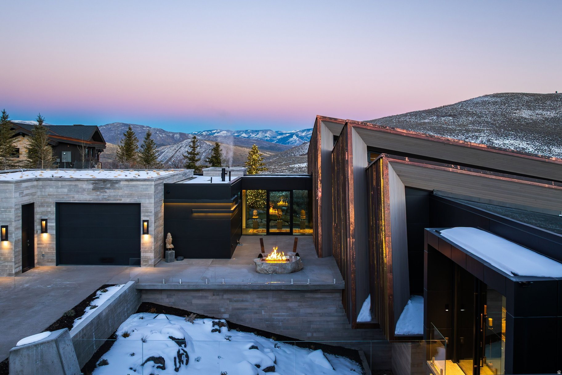 PROMONTORY - Residential