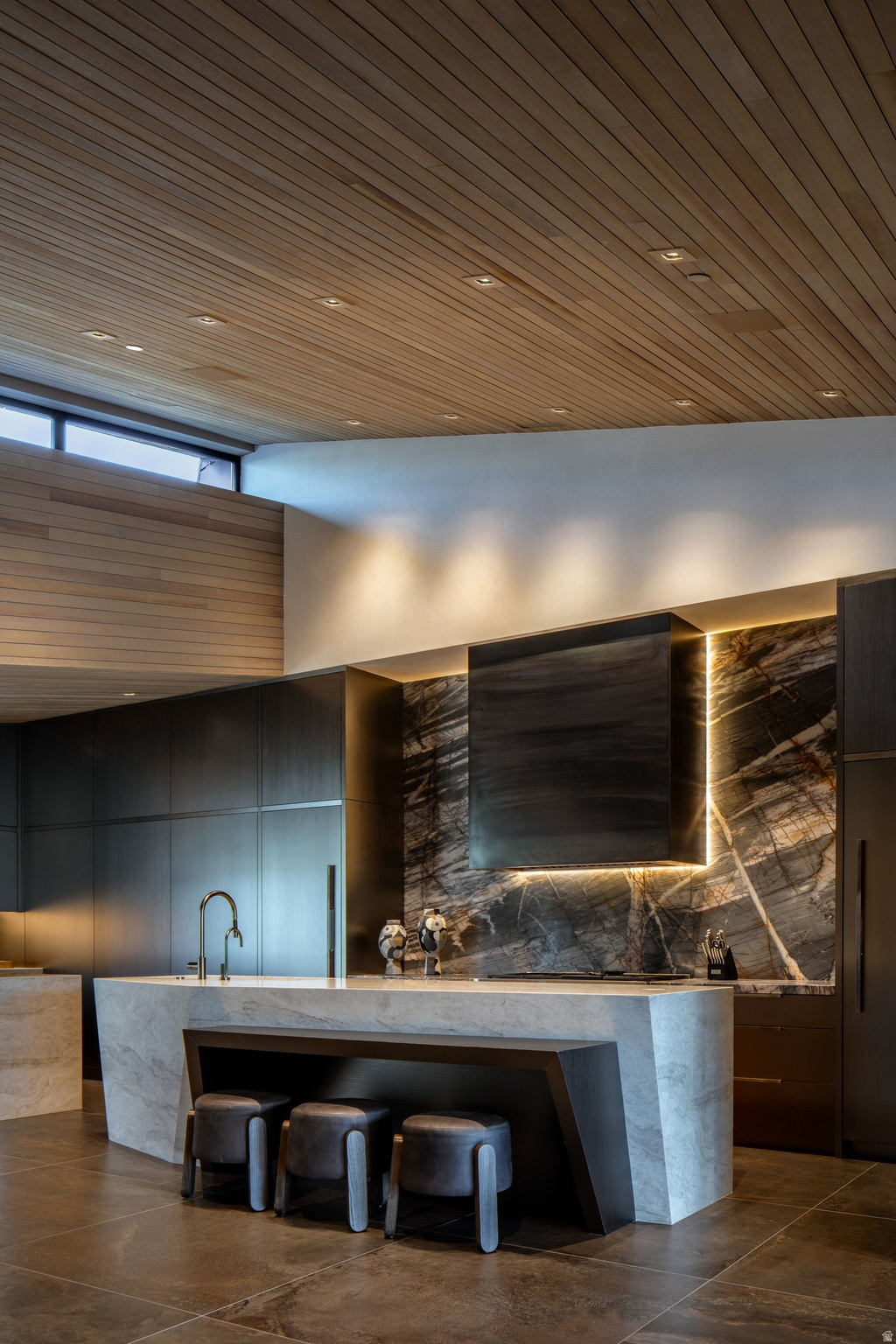 PROMONTORY - Residential