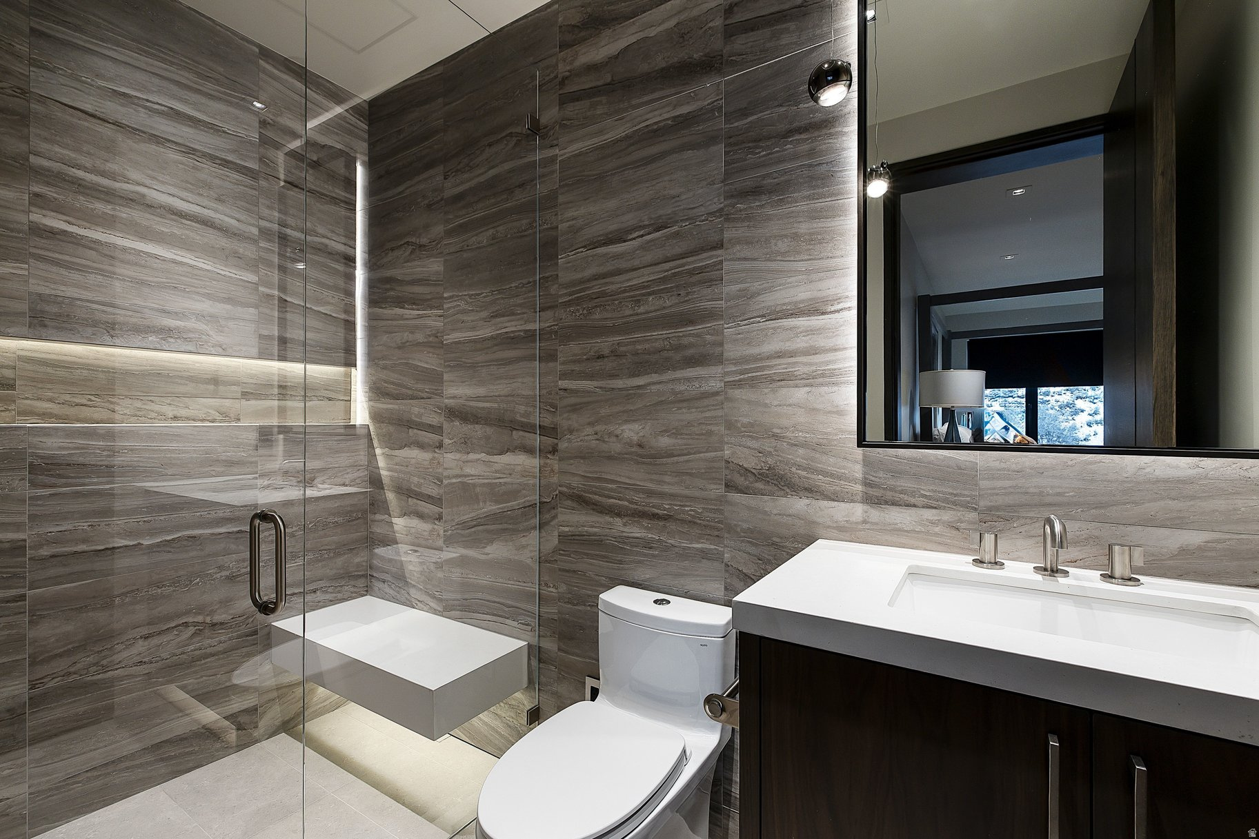 PROMONTORY - Residential