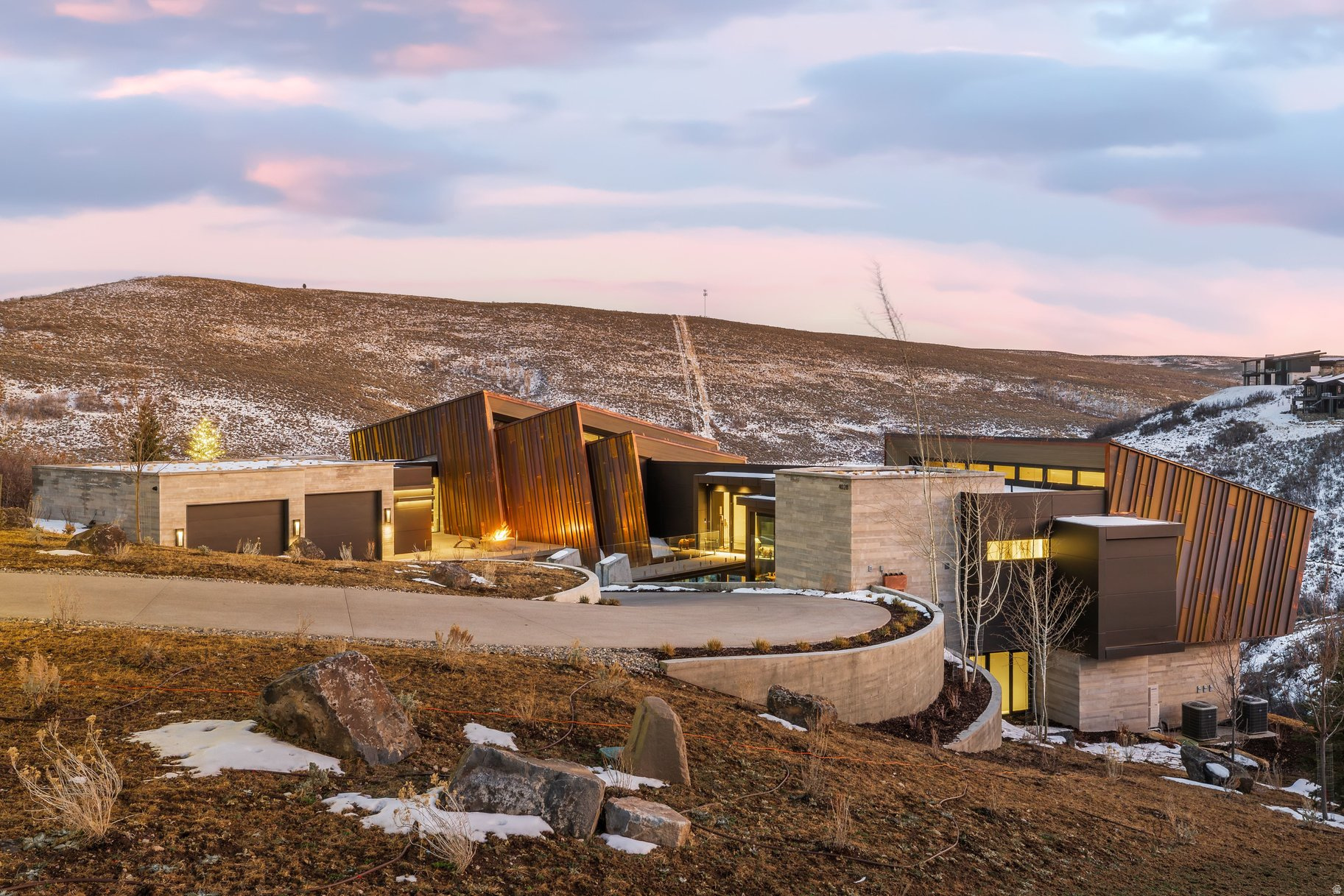 PROMONTORY - Residential