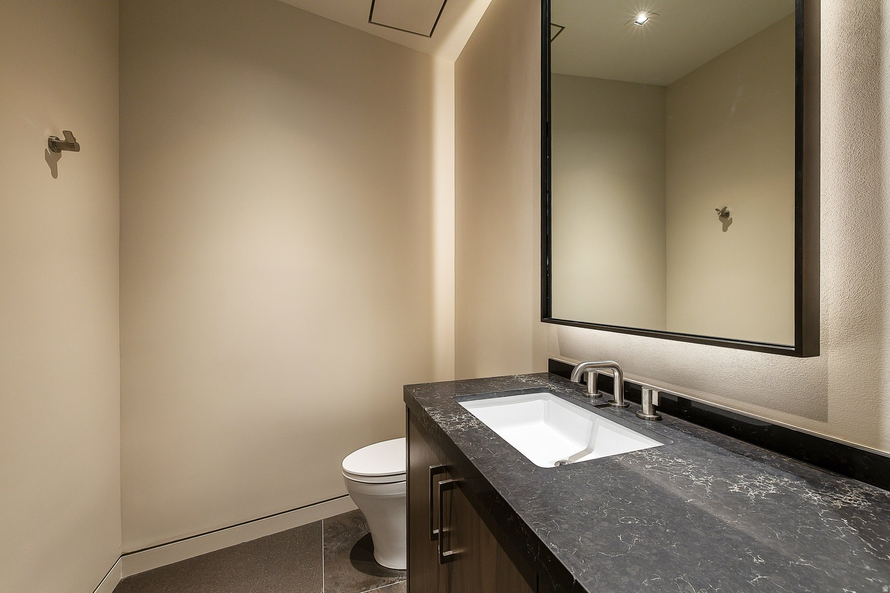 PROMONTORY - Residential