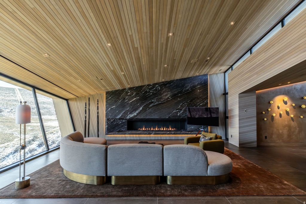 Photo of 4028 E OUTCROP RD, Park City, UT 84098 (MLS # 2132589)