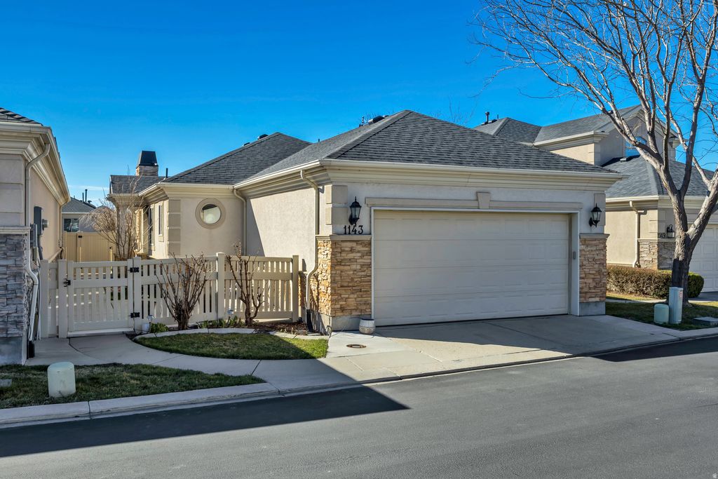 Photo of 1143 W HOLLOW VIEW WAY, West Jordan, UT 84084 (MLS # 2142232)