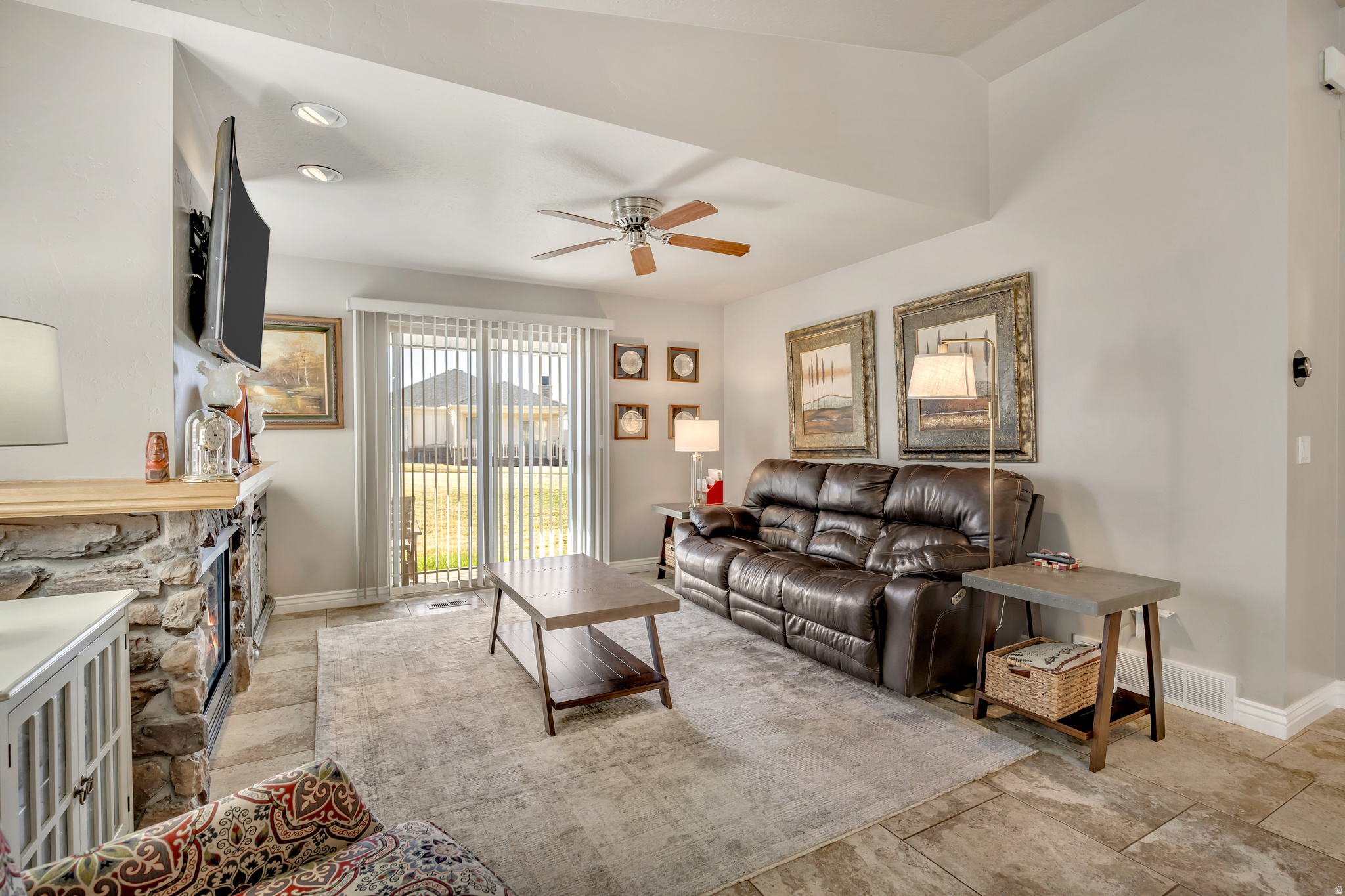 SPRING HOLLOW AT BATEMAN FARM - Residential