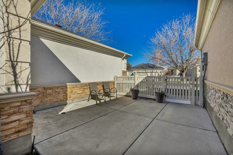 Tiny photo for 1143 W HOLLOW VIEW WAY, West Jordan, UT 84084 (MLS # 2142232)