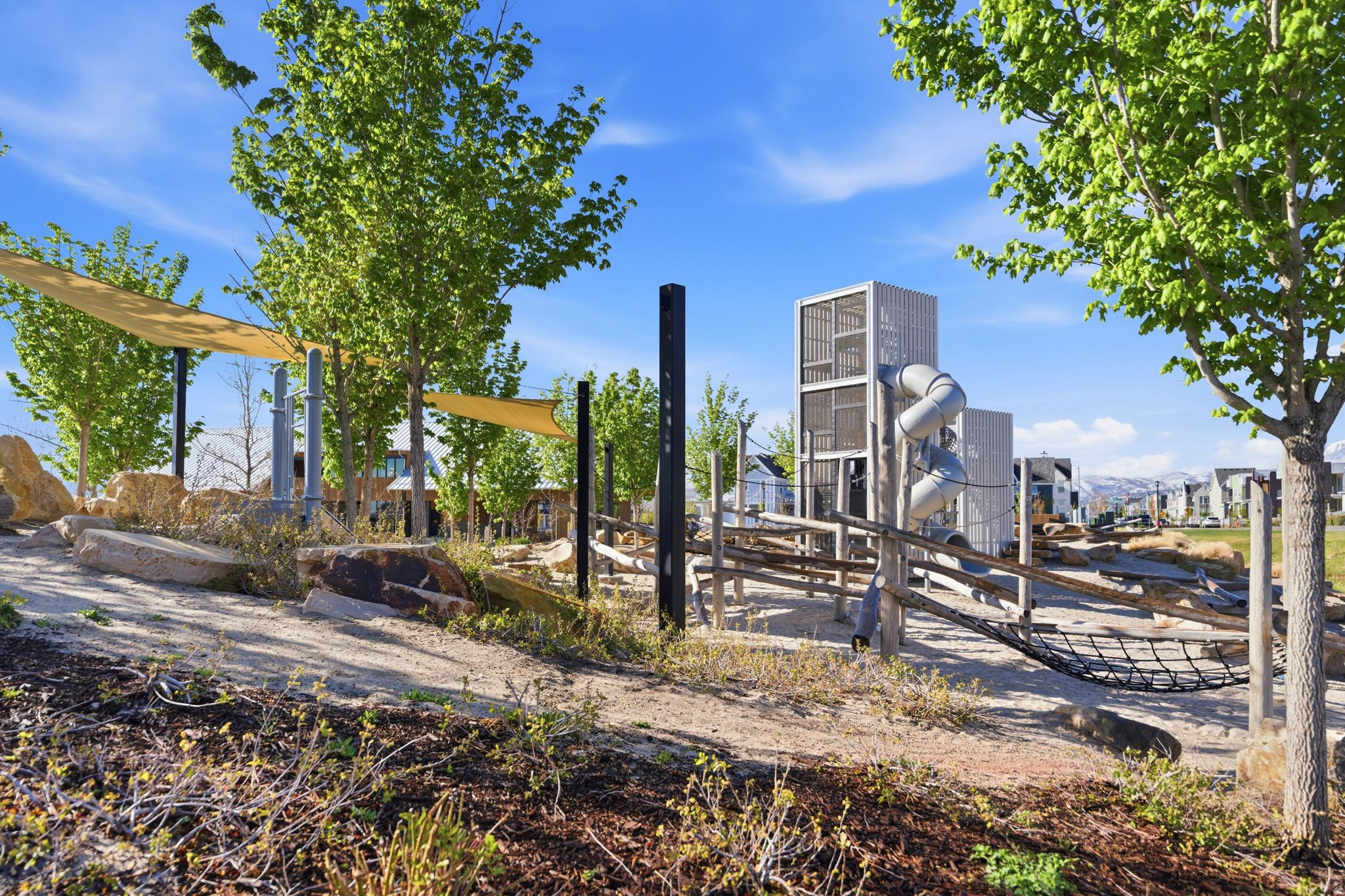 DAYBREAK HIGLAND PARK - Residential