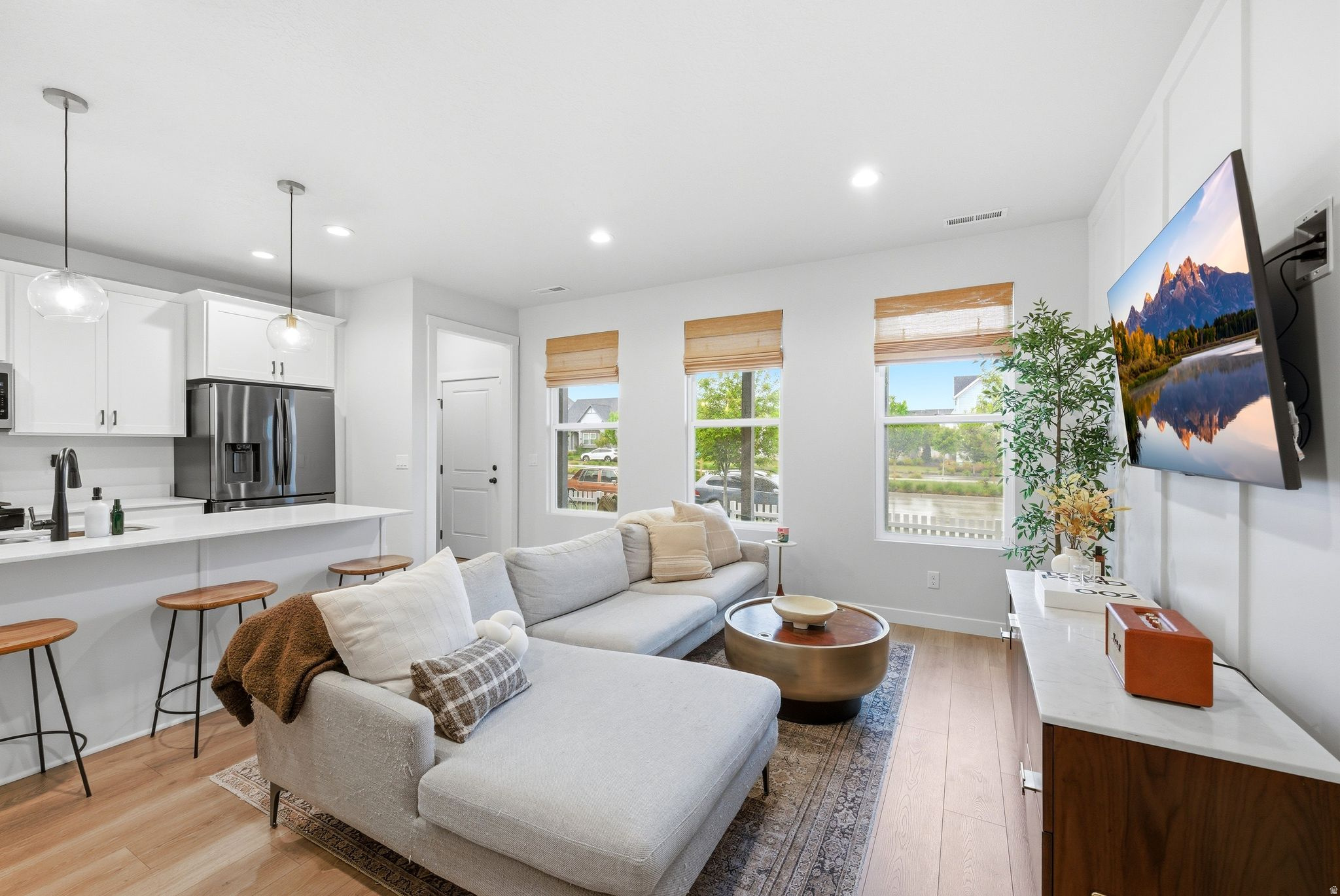 DAYBREAK HIGLAND PARK - Residential