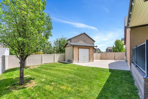 Tiny photo for 652 W SIDNEY LN, Saratoga Springs, UT 84045 (MLS # 2173537)