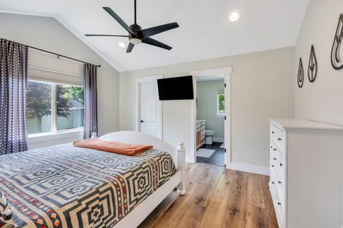 Tiny photo for 652 W SIDNEY LN, Saratoga Springs, UT 84045 (MLS # 2173537)