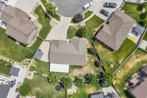 Tiny photo for 652 W SIDNEY LN, Saratoga Springs, UT 84045 (MLS # 2173537)