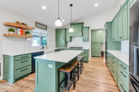Tiny photo for 652 W SIDNEY LN, Saratoga Springs, UT 84045 (MLS # 2173537)