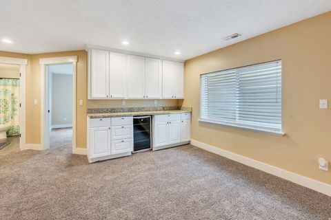 Tiny photo for 652 W SIDNEY LN, Saratoga Springs, UT 84045 (MLS # 2173537)