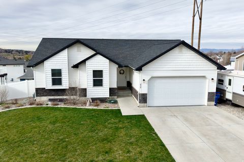 Tiny photo for 624 S 900 E, Brigham City, UT 84302 (MLS # 2143893)