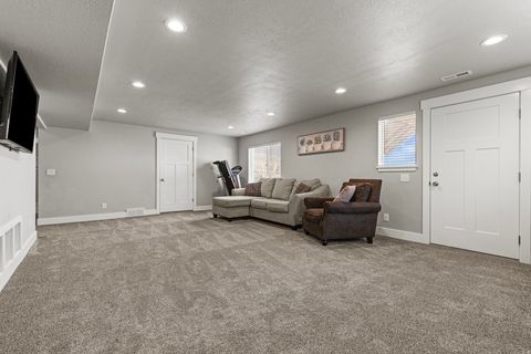Tiny photo for 624 S 900 E, Brigham City, UT 84302 (MLS # 2143893)