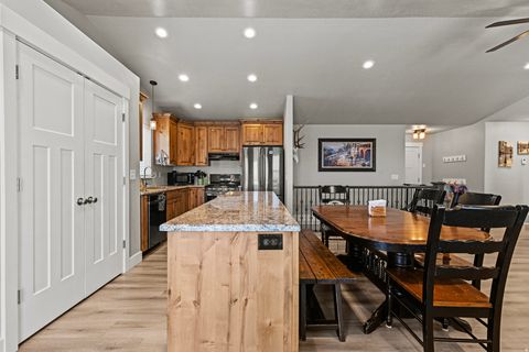 Tiny photo for 624 S 900 E, Brigham City, UT 84302 (MLS # 2143893)