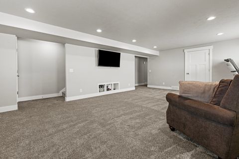 Tiny photo for 624 S 900 E, Brigham City, UT 84302 (MLS # 2143893)