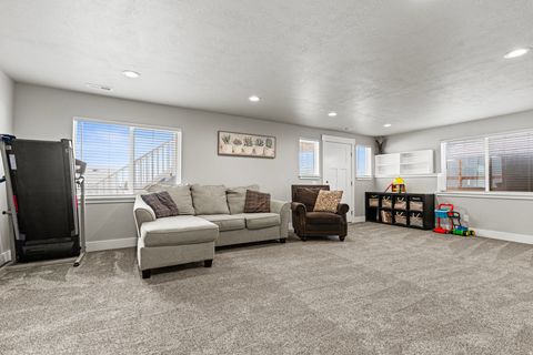 Tiny photo for 624 S 900 E, Brigham City, UT 84302 (MLS # 2143893)