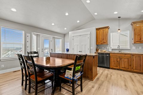 Tiny photo for 624 S 900 E, Brigham City, UT 84302 (MLS # 2143893)
