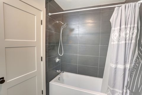 Tiny photo for 1350 N MAIN ST, Mapleton, UT 84664 (MLS # 2136343)