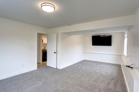 Tiny photo for 1350 N MAIN ST, Mapleton, UT 84664 (MLS # 2136343)