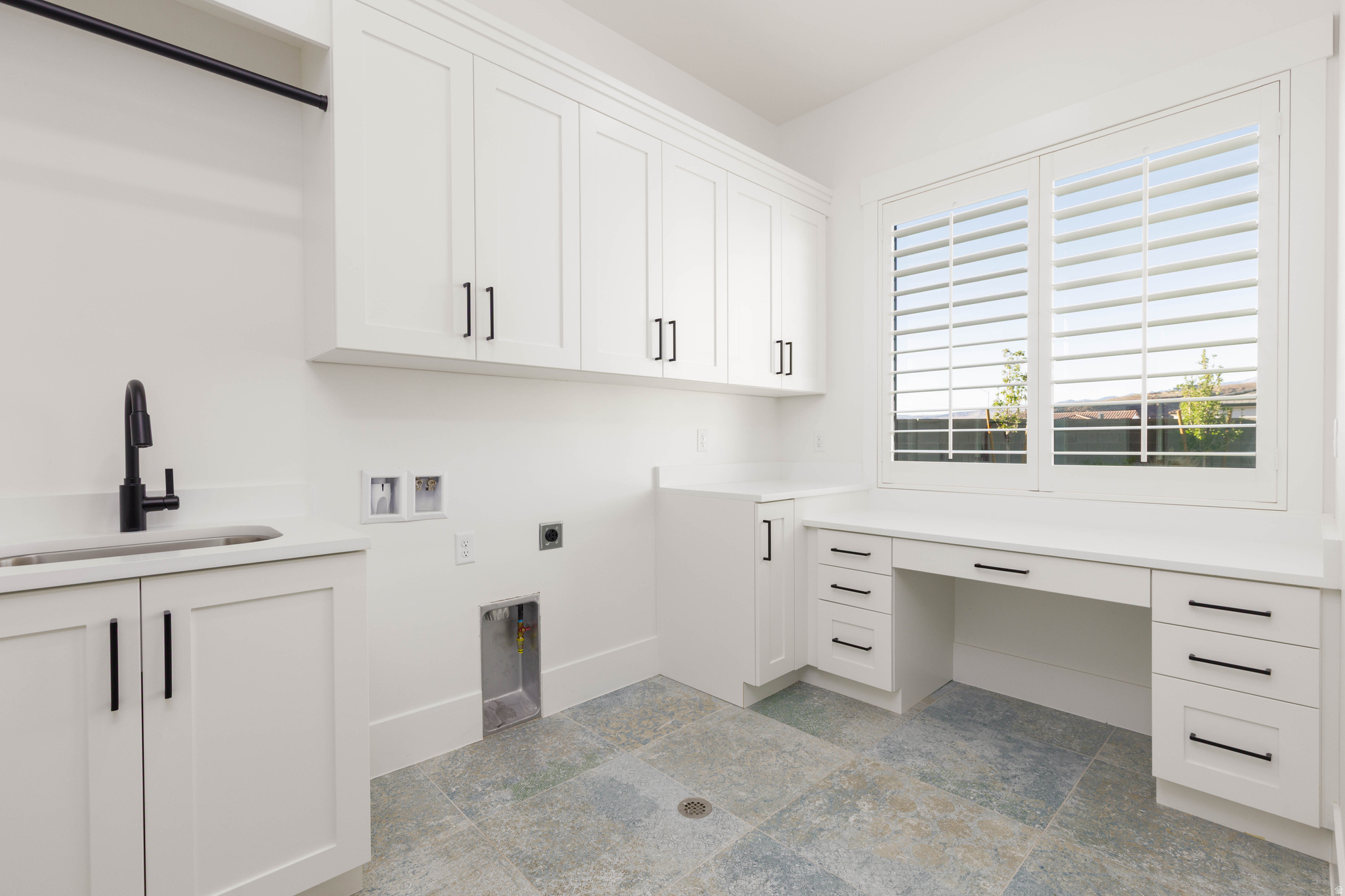 MAJESTIC FIELDS - Residential