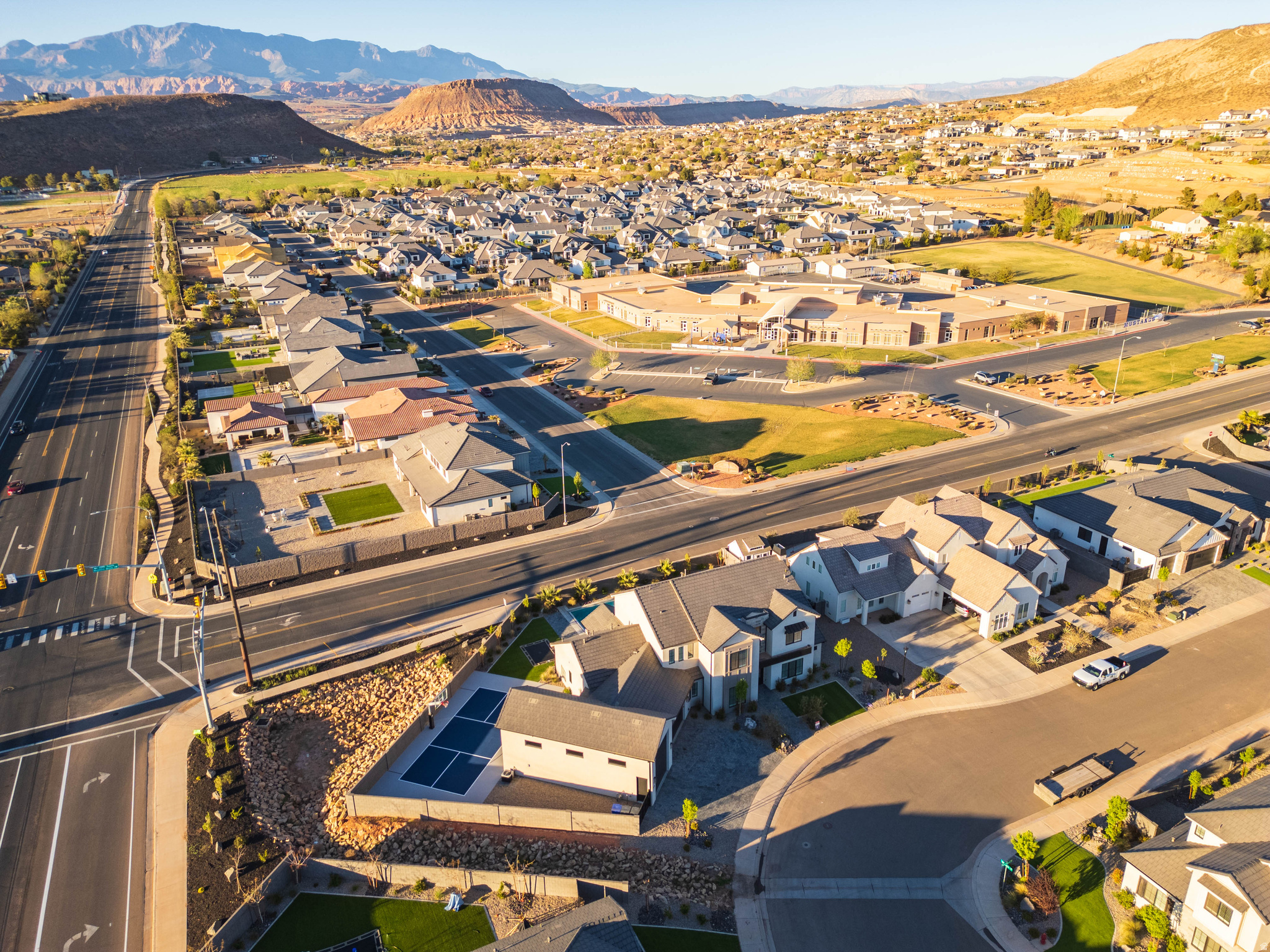 MAJESTIC FIELDS - Residential