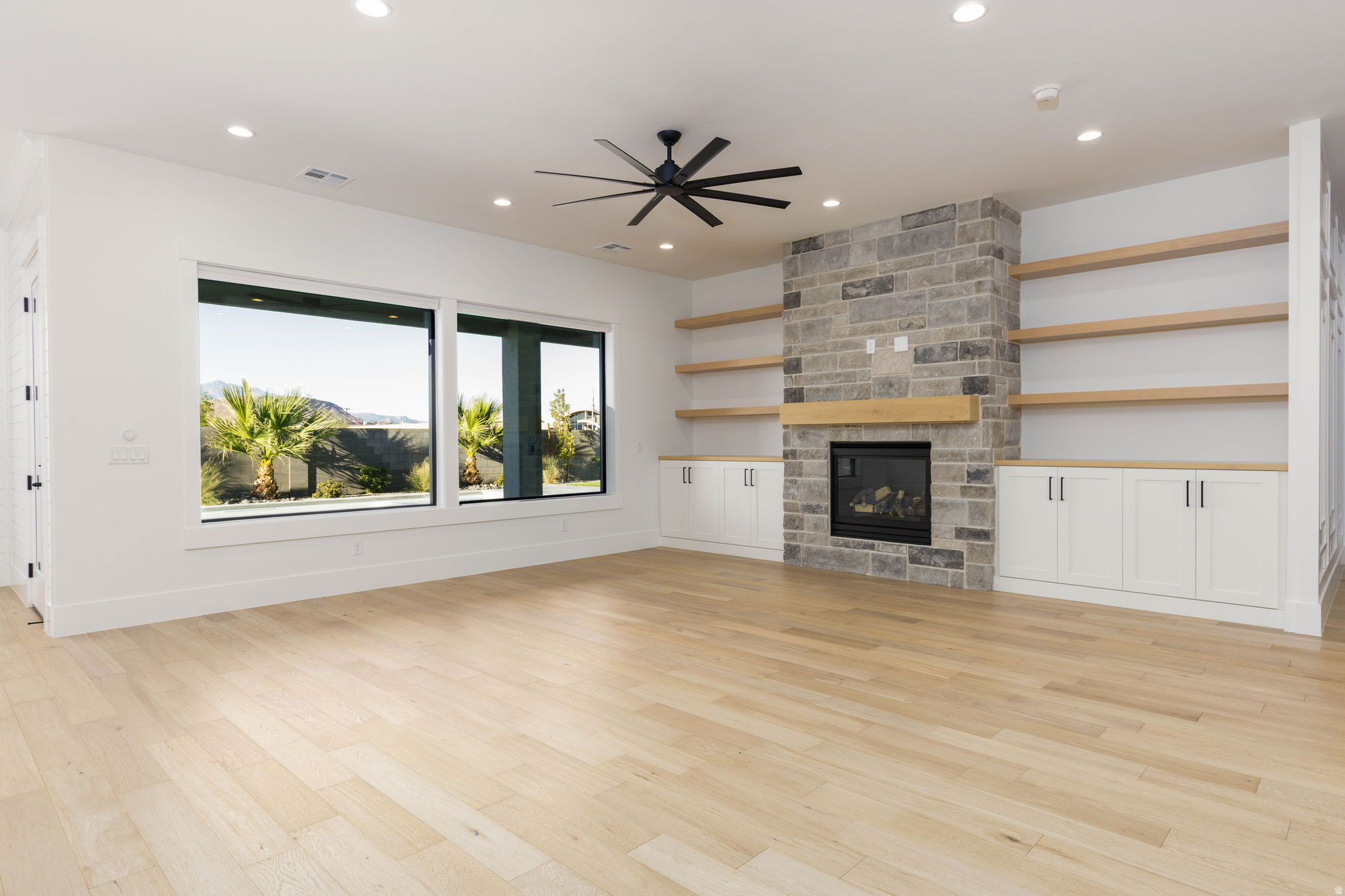 MAJESTIC FIELDS - Residential