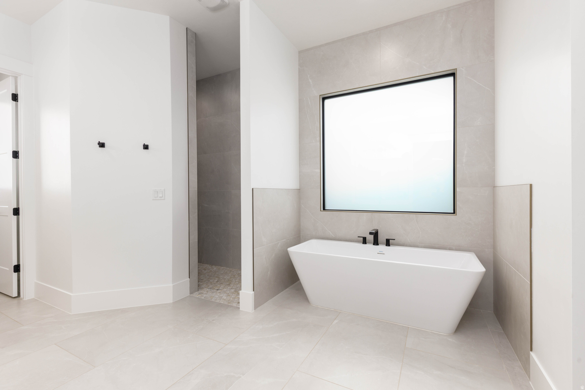 MAJESTIC FIELDS - Residential