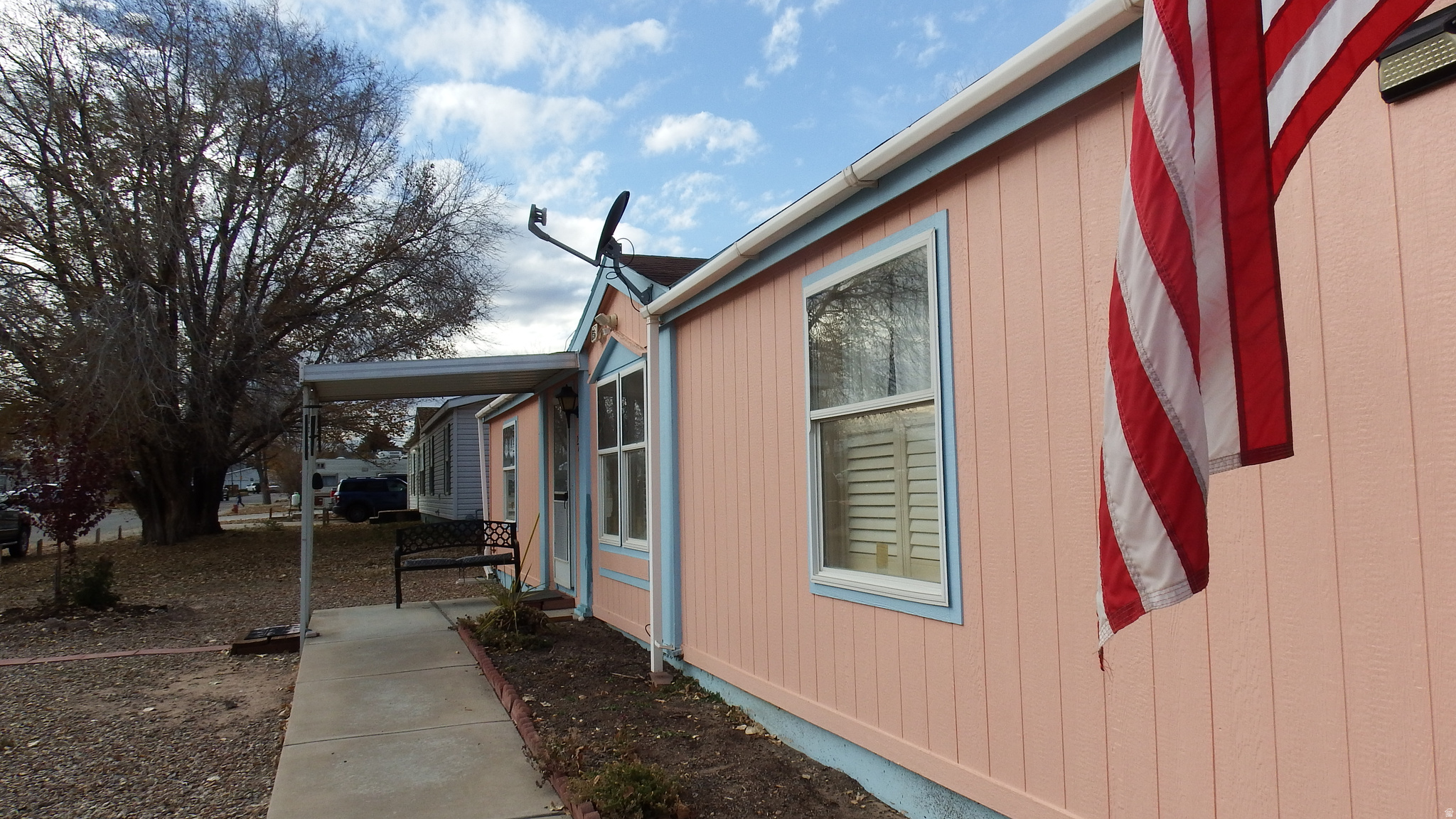 PINE MEADOWS MOBILE HOME COMMUNITY PUD - Residential