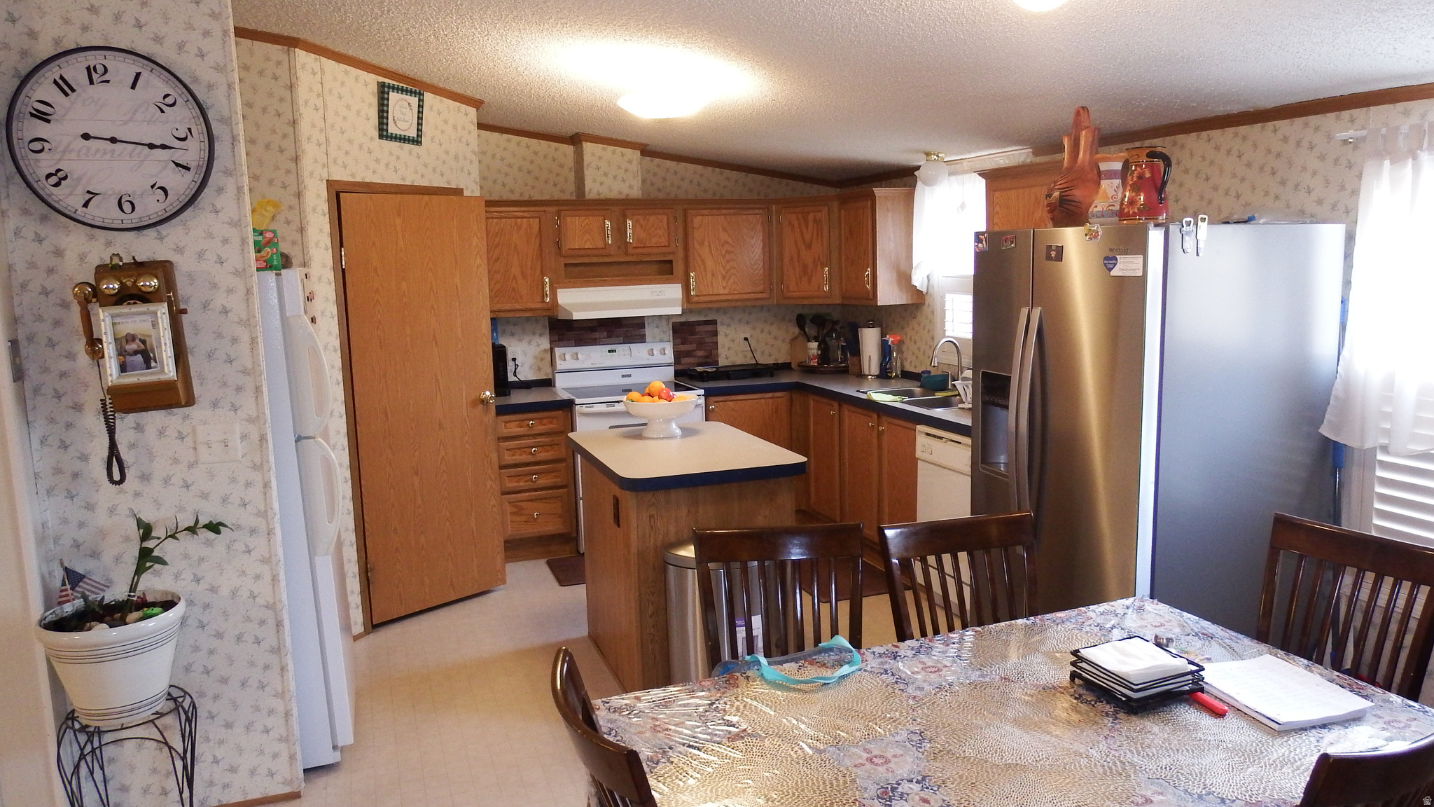 PINE MEADOWS MOBILE HOME COMMUNITY PUD - Residential