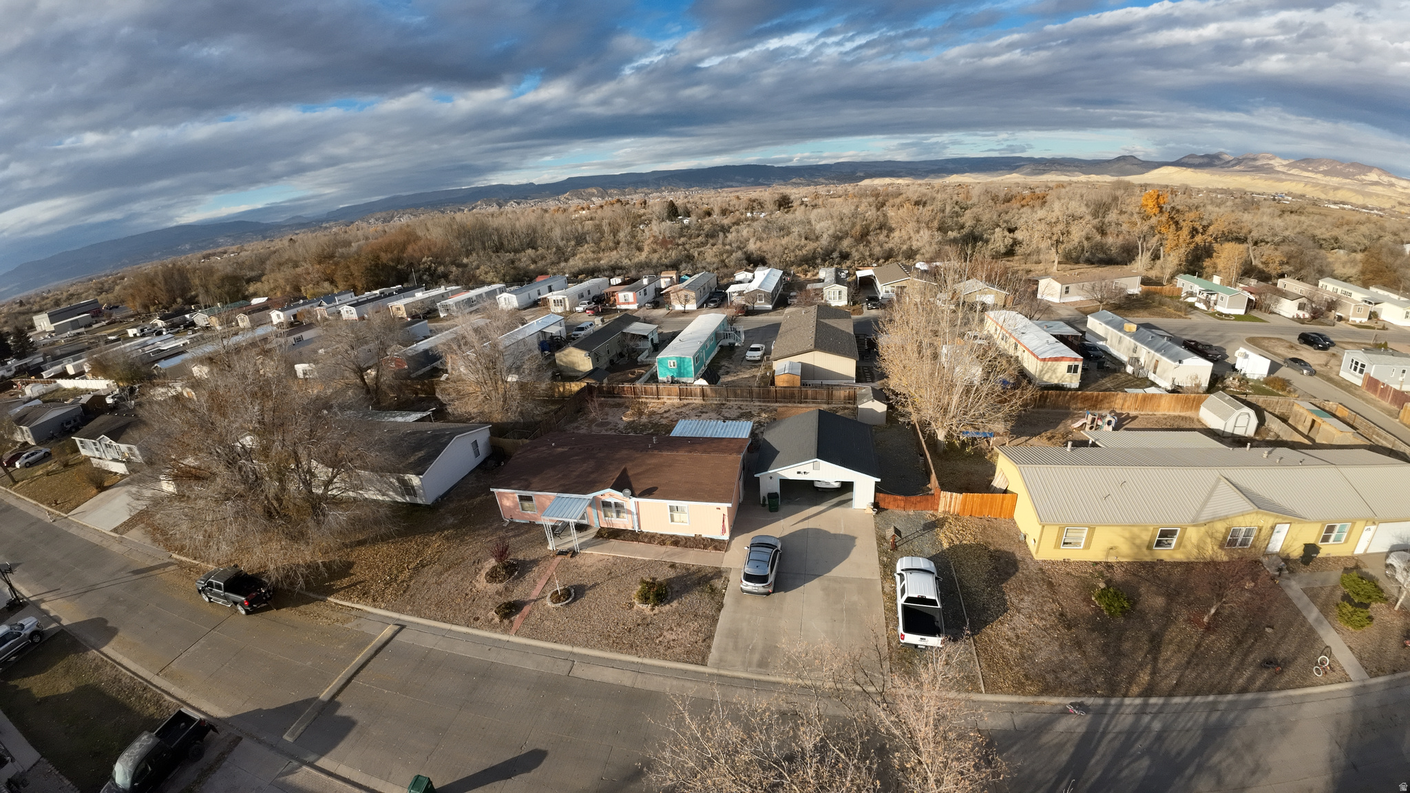 PINE MEADOWS MOBILE HOME COMMUNITY PUD - Residential