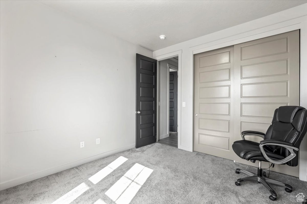 BARNES - Residential