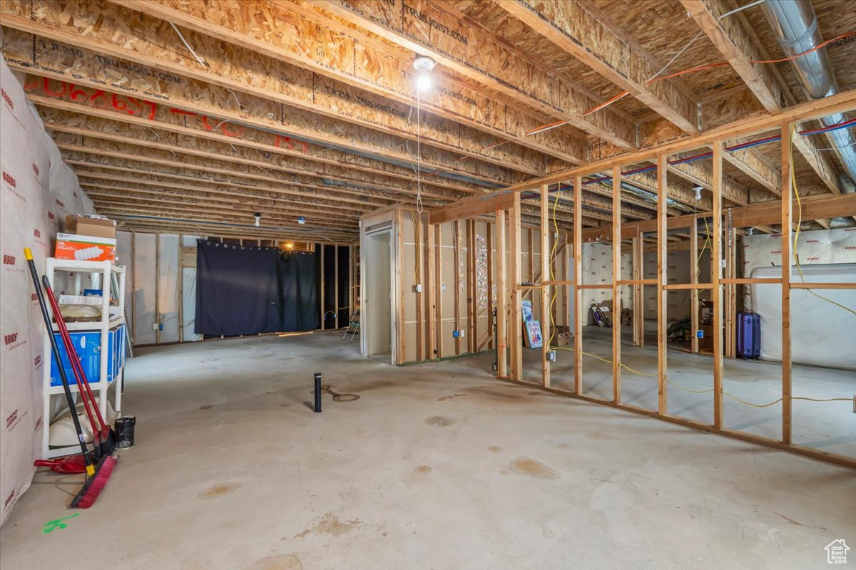 BARNES - Residential