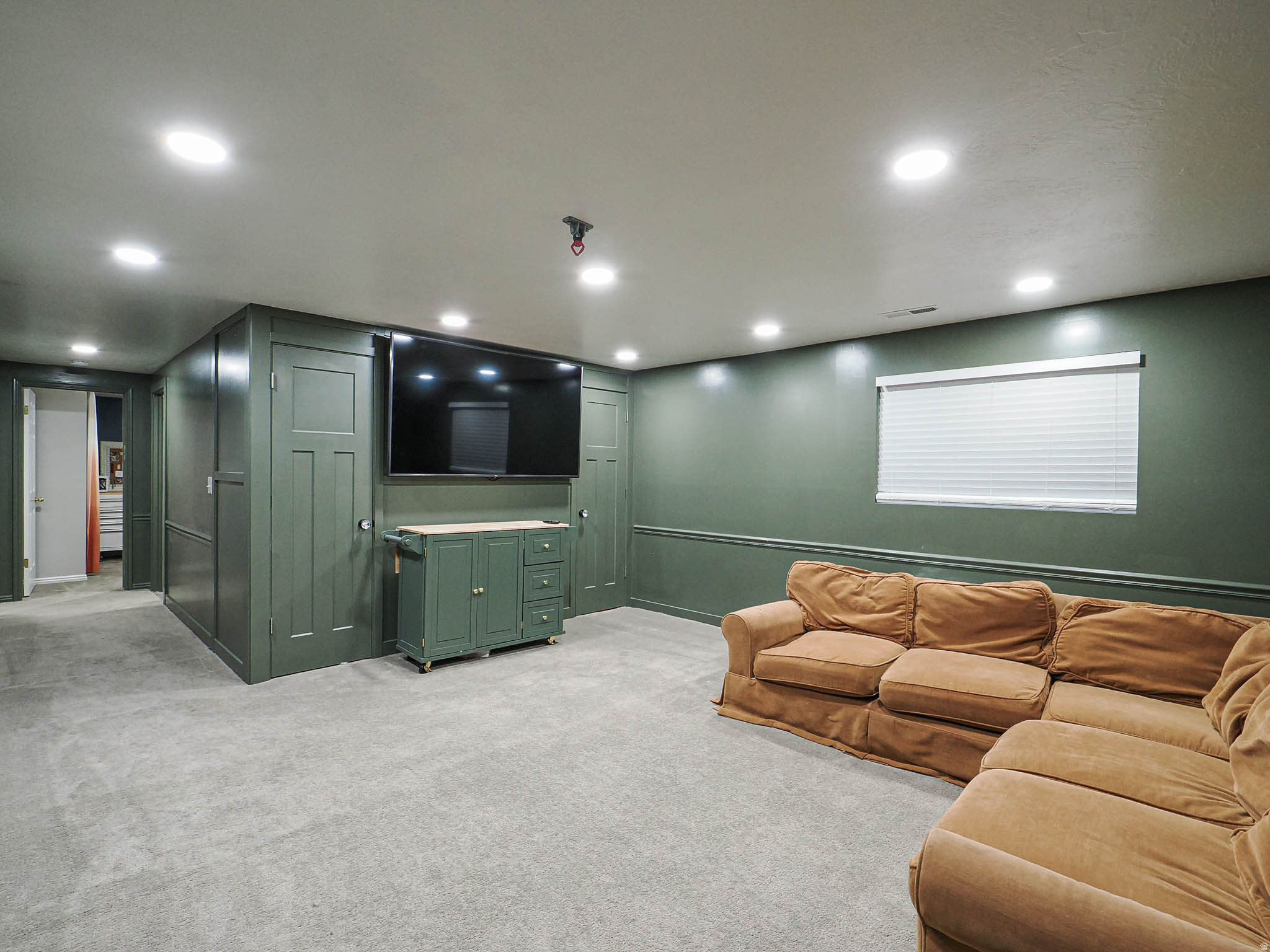 HIDDEN VALLEY COUNTRY CLUB ESTATES - Residential